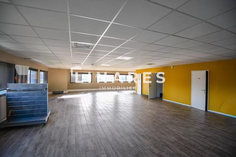 Bureau - 382 m² - 11 pièces