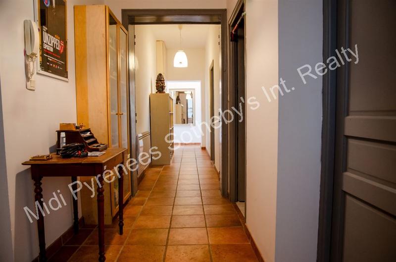 Appartement - 112 m² - 4 pièces