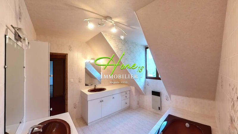 Maison - 146 m² - 7 pièces