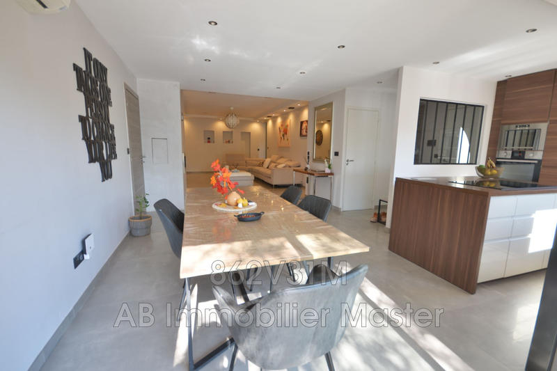 Maison - 162 m² - 6 pièces