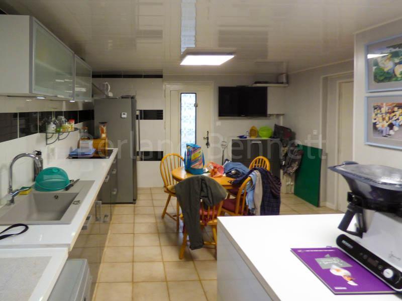 Pavillon - 195 m² - 10 pièces