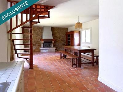 Maison - 306 m² - 17 pièces