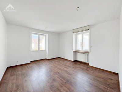Appartement - 97 m² - 4 pièces