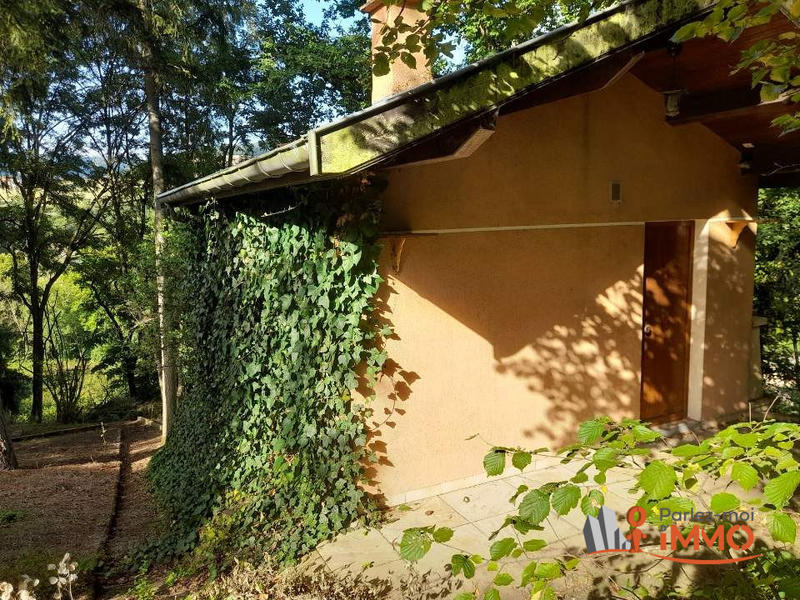 Maison - 300 m² - 8 pièces