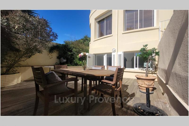 Appartement - 94 m² - 3 pièces