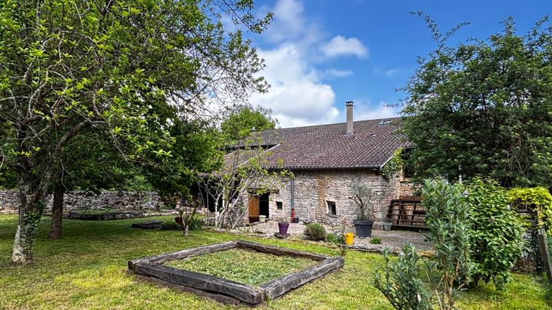 Maison - 152 m² - 6 pièces