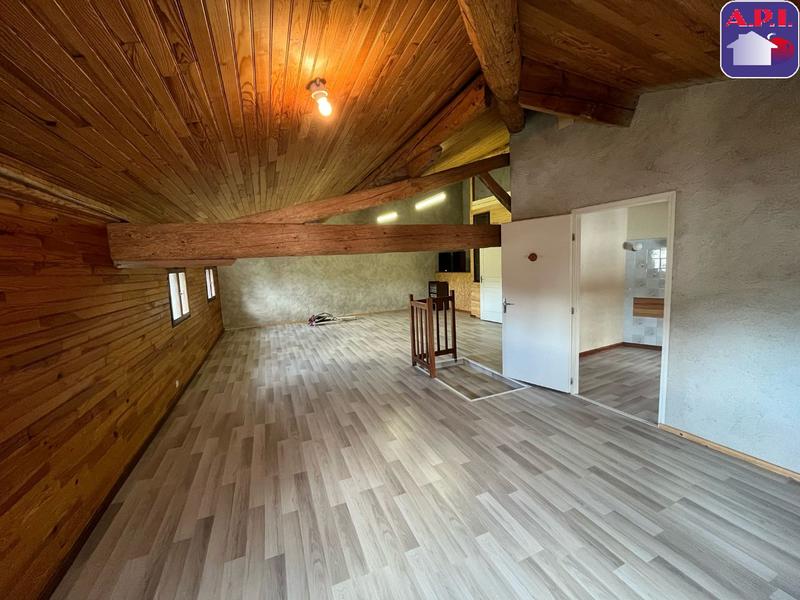 Maison - 160 m² - 5 pièces
