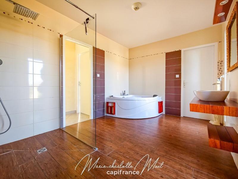 Maison - 135 m² - 4 pièces