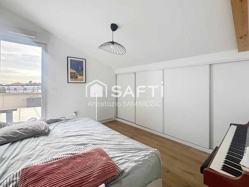 Appartement - 85 m² - 4 pièces