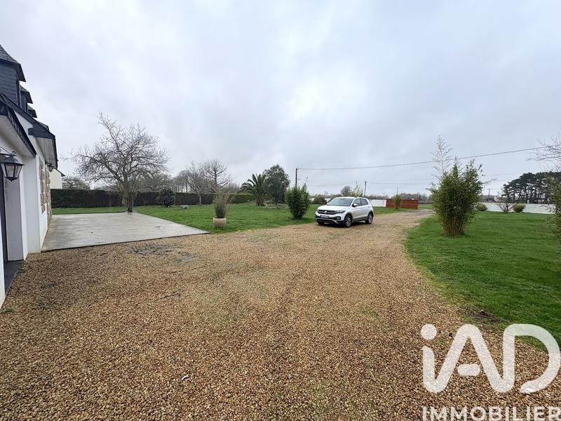 Maison - 177 m² - 6 pièces