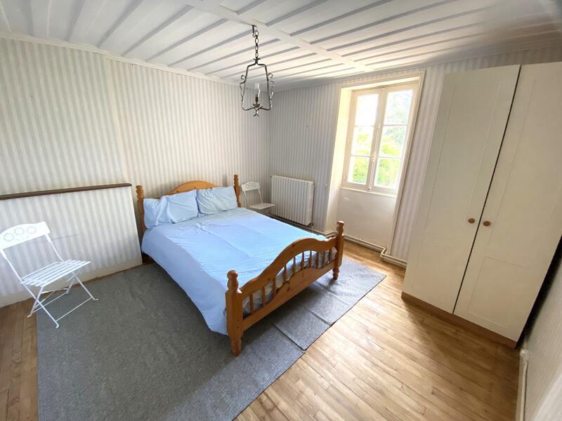 Maison traditionnelle - 192 m² - 8 pièces