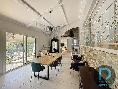 Villa - 183 m² - 5 pièces