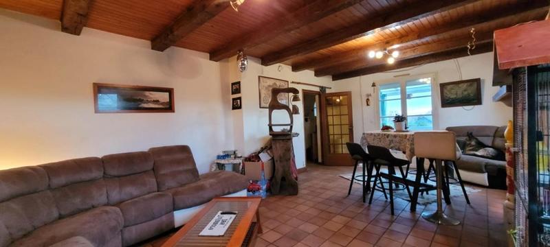 Maison - 162 m² - 7 pièces