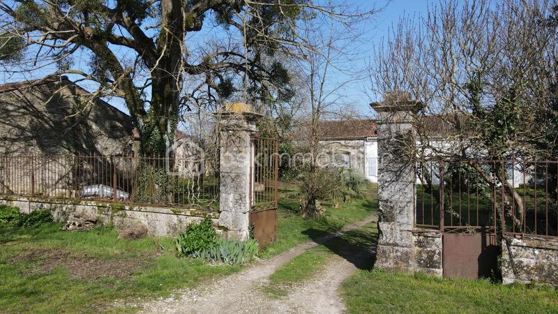 Corps de ferme - 122 m² - 6 pièces