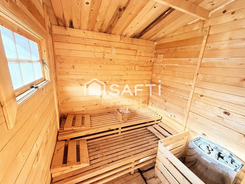 Maison - 136 m² - 6 pièces