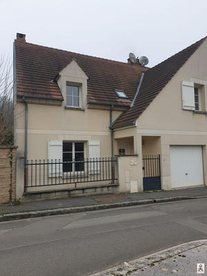 Maison - 107 m² - 4 pièces