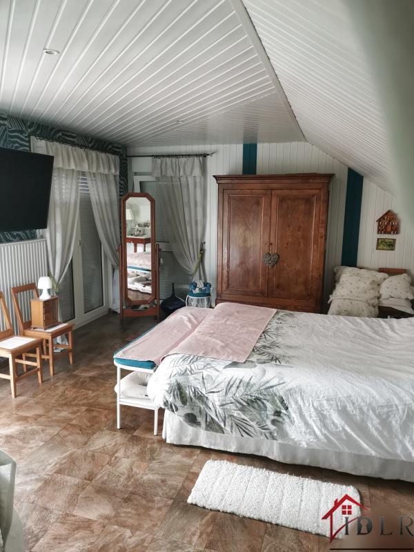 Maison - 200 m² - 7 pièces