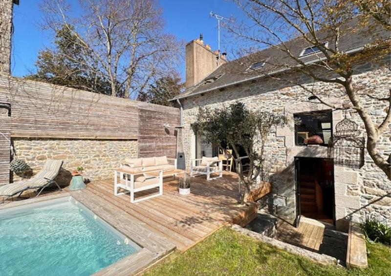 Maison - 193 m² - 8 pièces