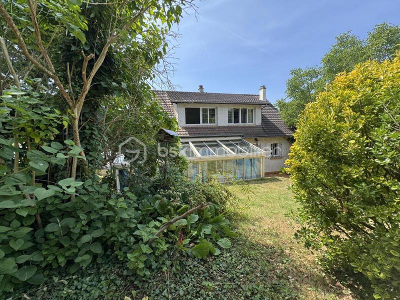 Maison - 141 m² - 6 pièces