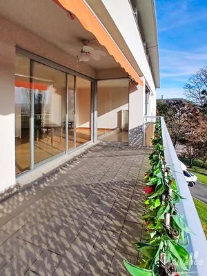 Appartement - 127 m² - 6 pièces