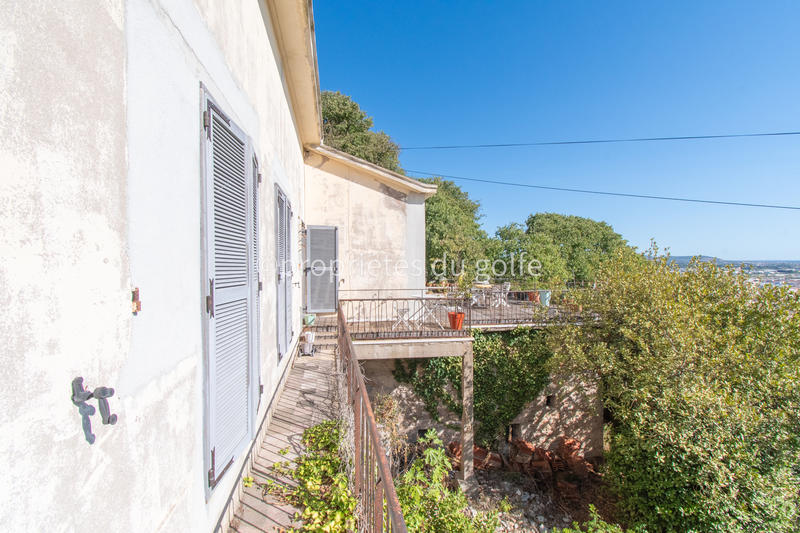 Maison - 99 m² - 5 pièces