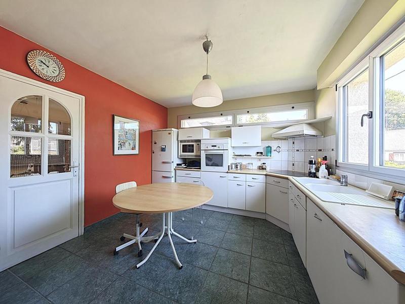 Maison - 360 m² - 15 pièces