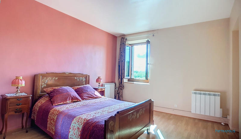 Maison ancienne - 166 m² - 6 pièces