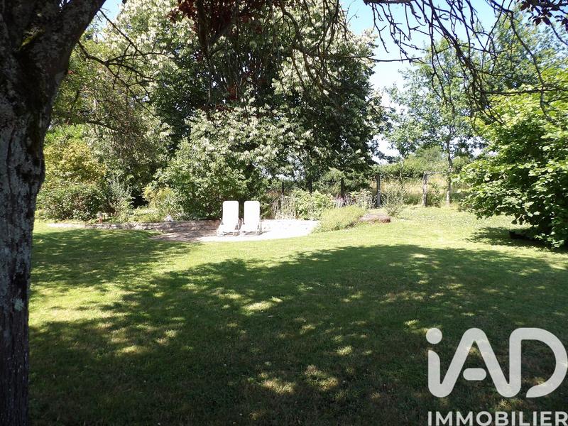 Maison - 202 m² - 8 pièces