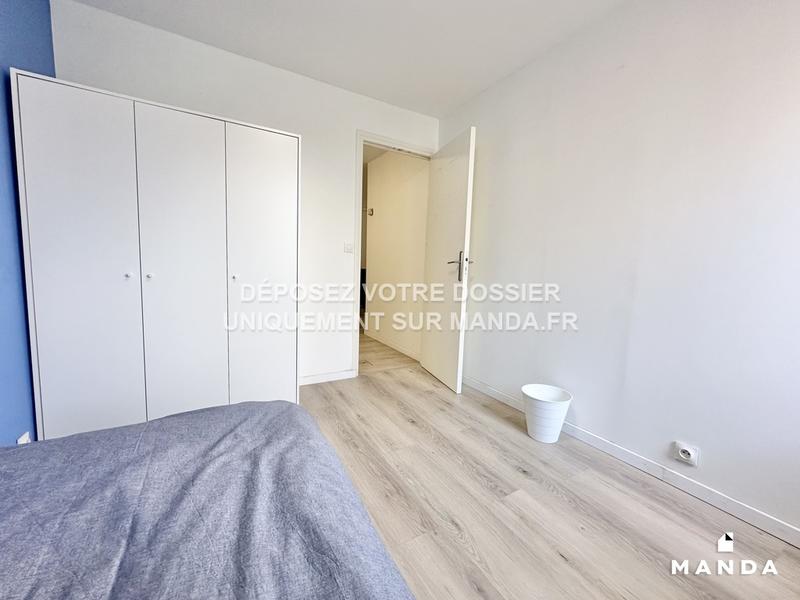 Chambre - 10 m² - 5 pièces