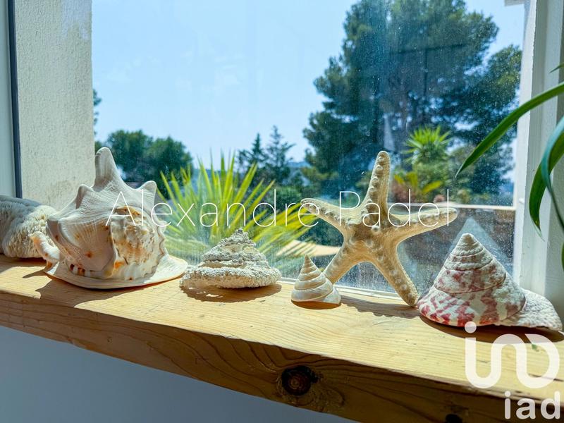 Maison - 270 m² - 10 pièces