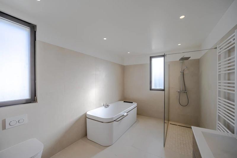 Villa - 265 m² - 7 pièces