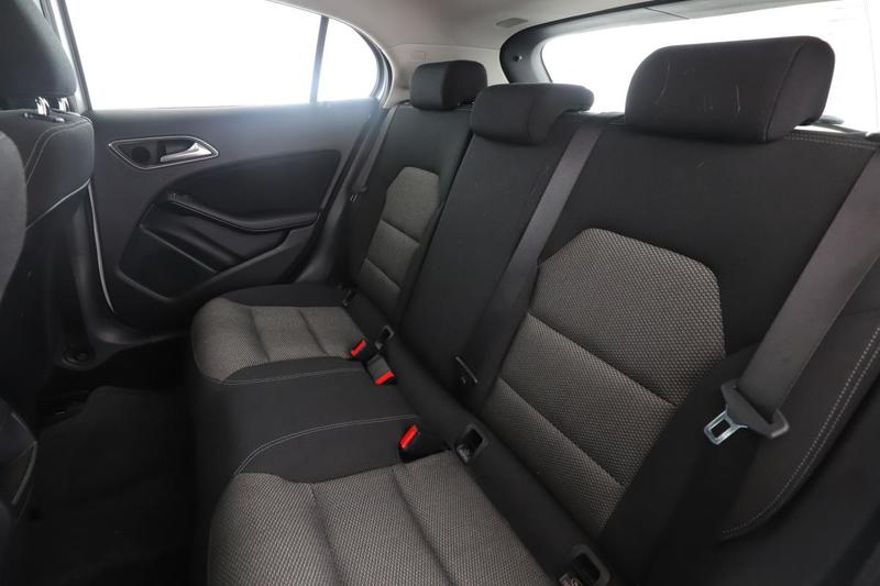 Mercedes Gla 180 Intuition 122 ch