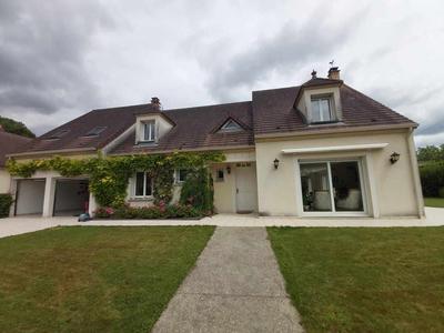 Villa - 247 m² - 10 pièces