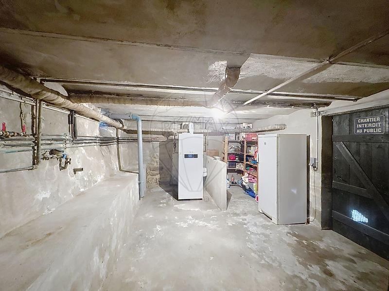 Maison - 182 m² - 7 pièces