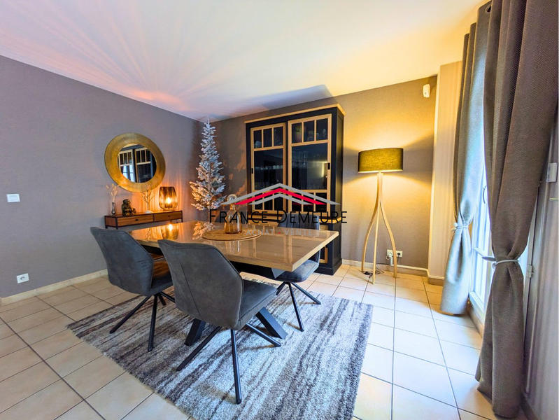 Maison contemporaine - 130 m² - 6 pièces