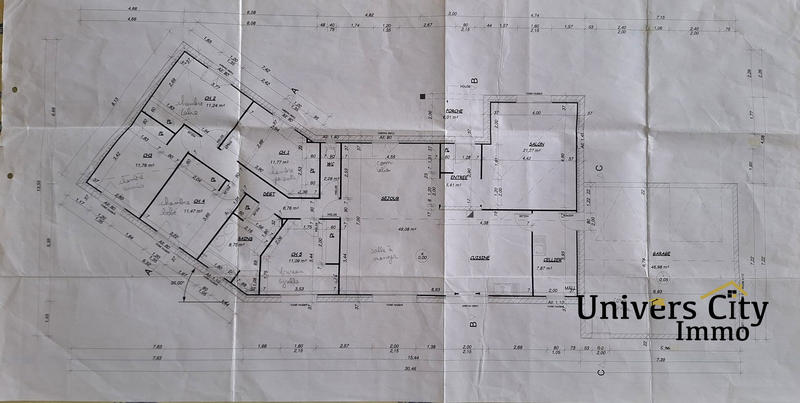 Maison - 152 m² - 8 pièces