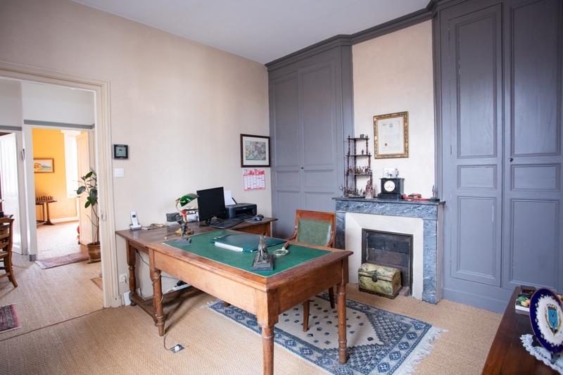 Maison - 181 m² - 7 pièces