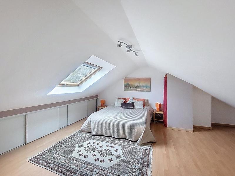 Maison - 148 m² - 7 pièces