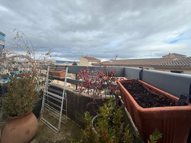 Appartement - 75 m² - 3 pièces