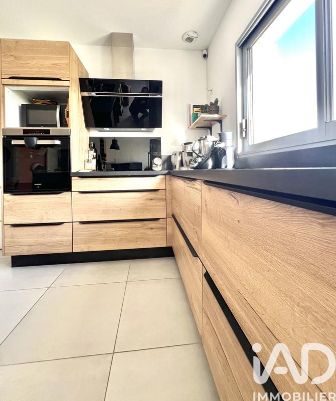 Maison - 102 m² - 5 pièces