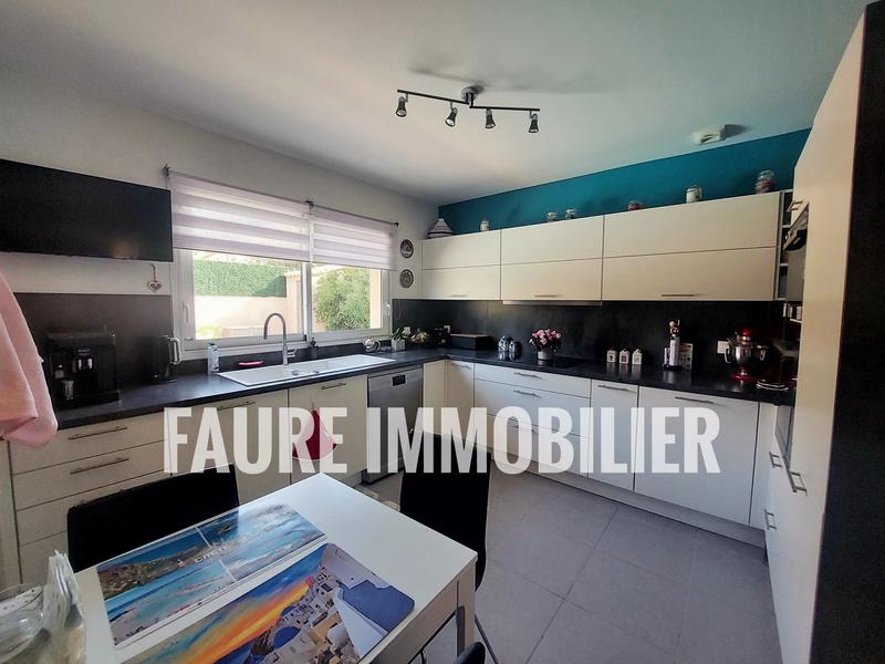 Villa - 500 m² - 6 pièces