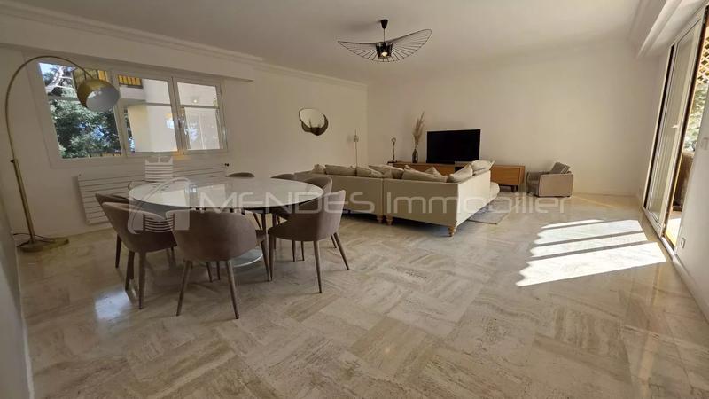 Appartement - 140 m² - 4 pièces