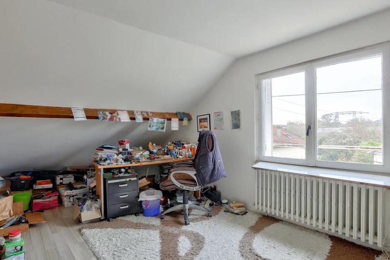 Maison - 301 m² - 12 pièces