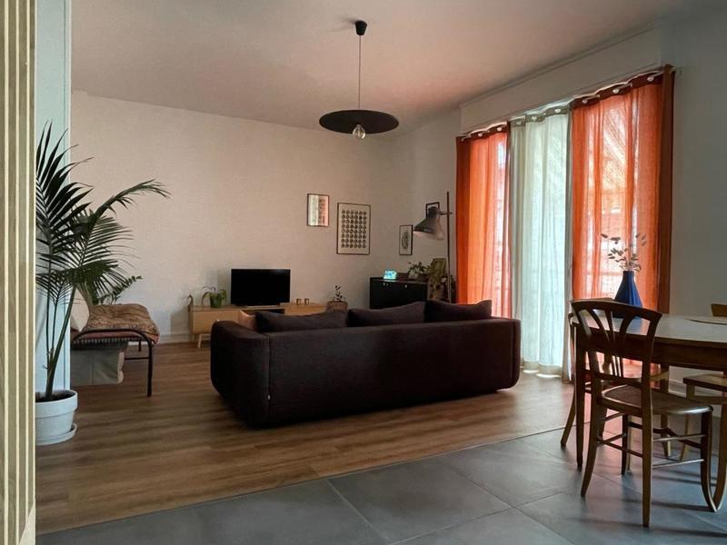Appartement - 75 m² - 3 pièces
