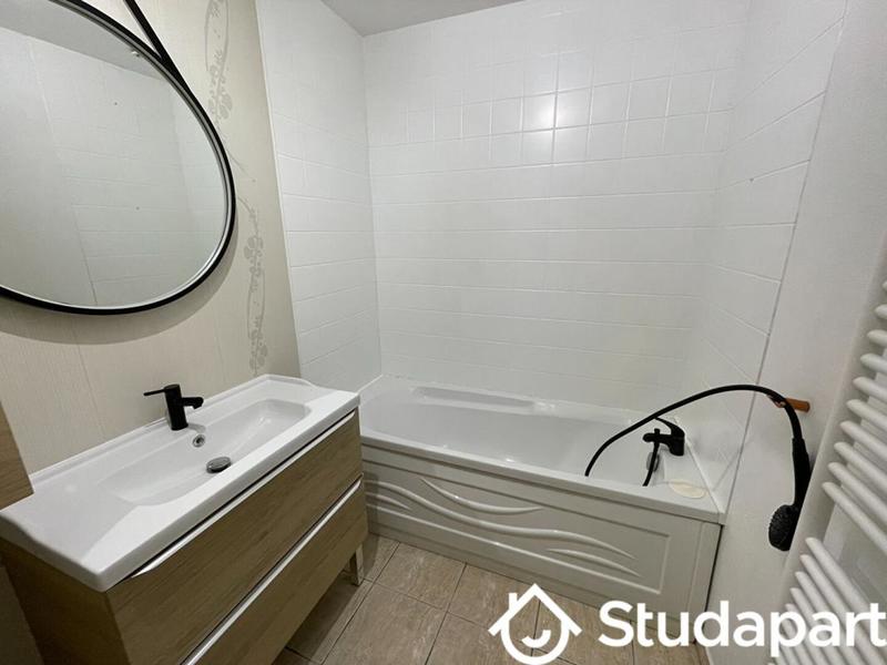 Appartement - 98 m² - 5 pièces