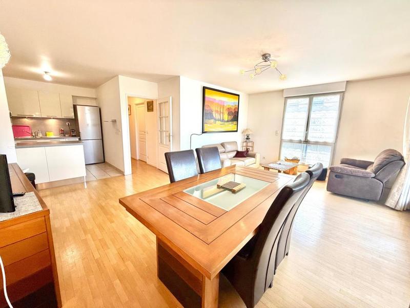 Appartement - 73 m² - 3 pièces