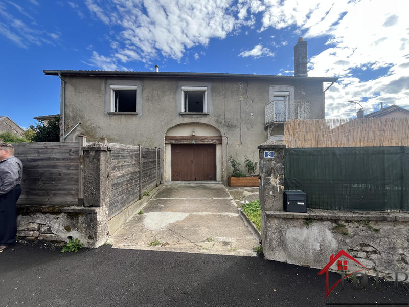 Maison - 185 m² - 10 pièces