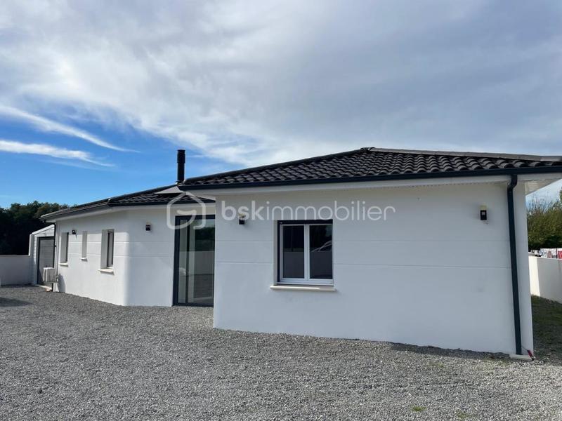 Maison - 123 m² - 5 pièces