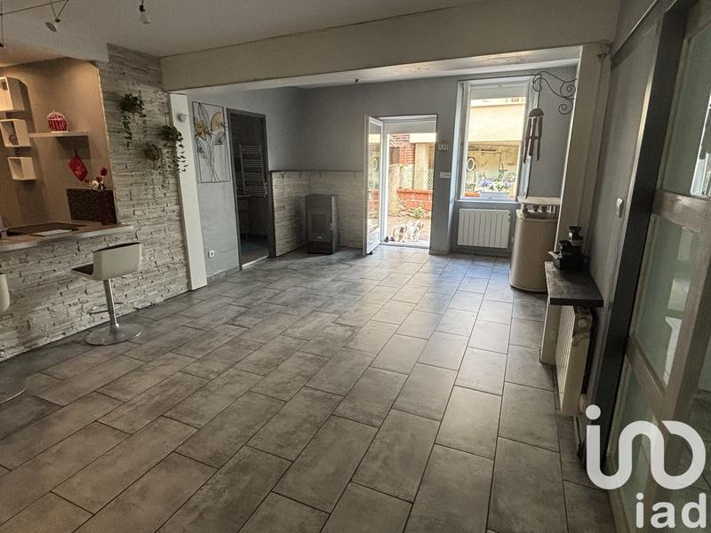 Maison - 141 m² - 7 pièces