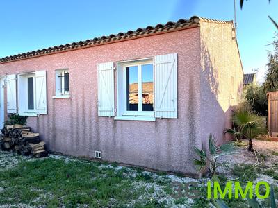 Villa - 90 m² - 4 pièces